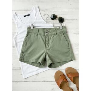 STS Blue Lulu High Rise Trouser Shorts Green Size 26 NWT Stretch